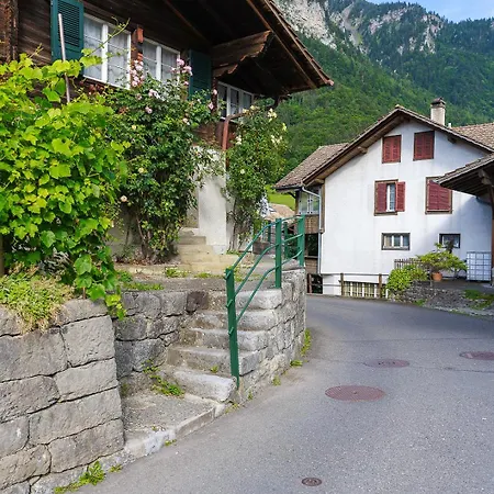 Cozy Alpine By Capricorn شقة